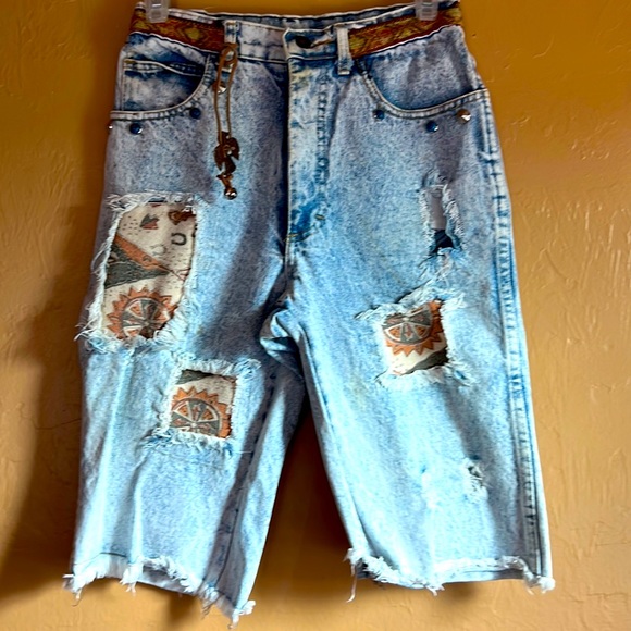 Pants - Classic high waisted denim jean shorts.